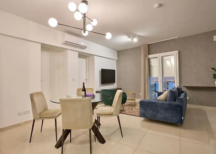 Апартаменты Luxury & 2 Min Away *